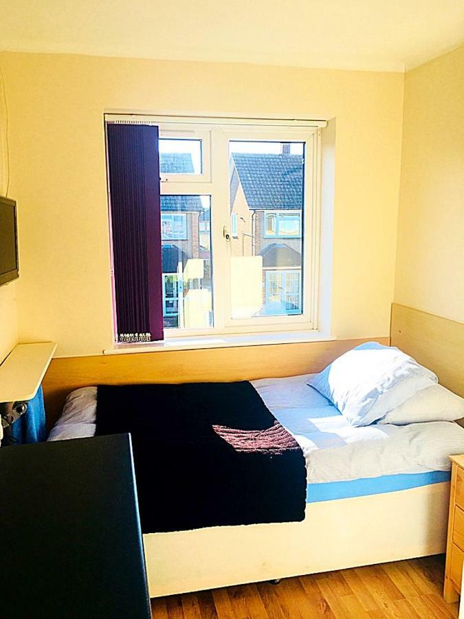 Heather'S Lodge Cheshunt Εξωτερικό φωτογραφία